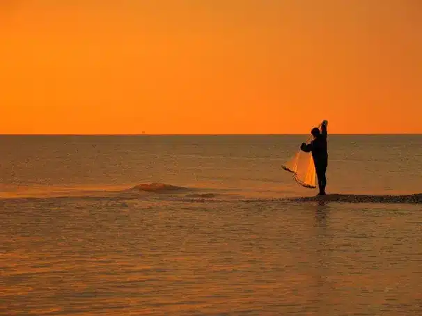 Actividades y servicios disponibles en la Playa de San Amaro