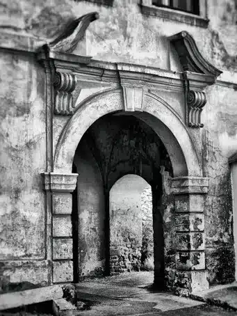 Antecedentes históricos del edificio Simeón