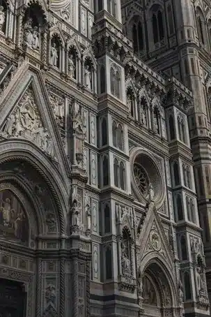 Basílica de Santa María A Maior: Un punto de partida para descubrir Pontevedra