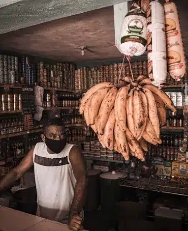 Calles comerciales destacadas: Paseo y Santo Domingo