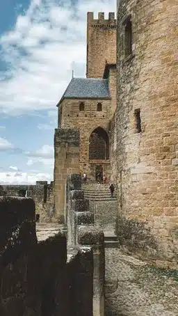 Casa de Arines: Un vistazo al pasado medieval