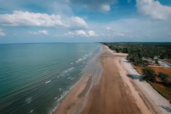 Clima de la zona y mejor época para visitar la Playa de Alba