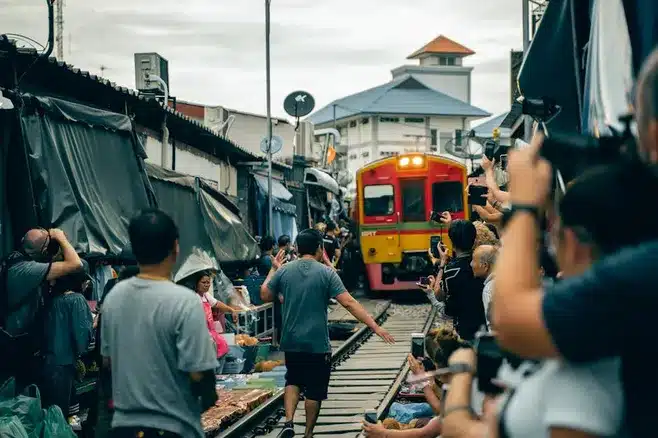 Cómo llegar al Mercado de O Calvario en transporte público