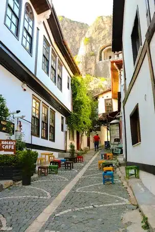 Conclusión: visita Saiáns y déjate cautivar por su encanto natural e histórico