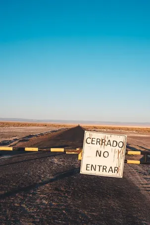 Condiciones y restricciones