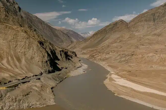 Contempla el impresionante cañón del río Bibei junto al santuario de As Ermidas en O Bolo