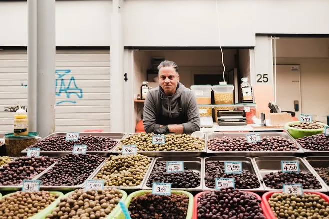 Día 1: Explorando el centro de la ciudad y degustando la gastronomía local
