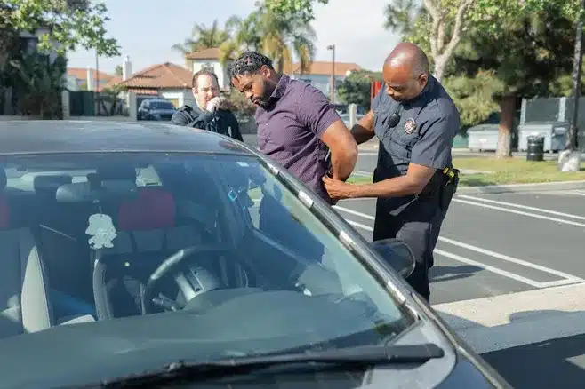 Distinciones, uniformes y vehículos de la Policía Local