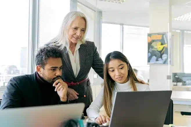 Equipo docente y personal de apoyo