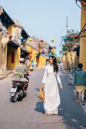 Exploring Markets and Pedestrian Areas