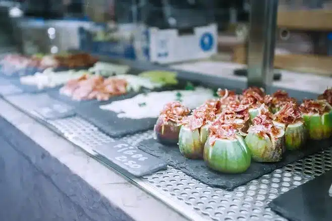 Gastronomía local y sitios recomendados para comer