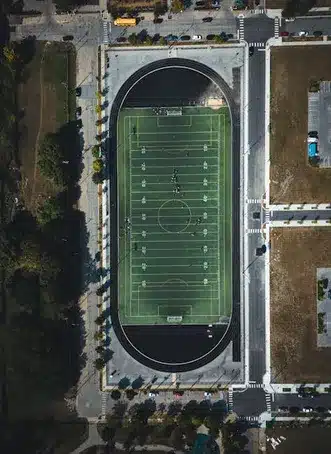 Infraestructura y características de las pistas de atletismo