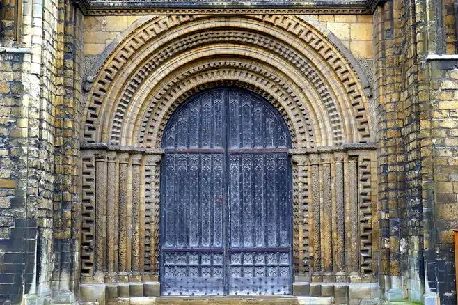 La curiosa broma en la puerta de la Catedral
