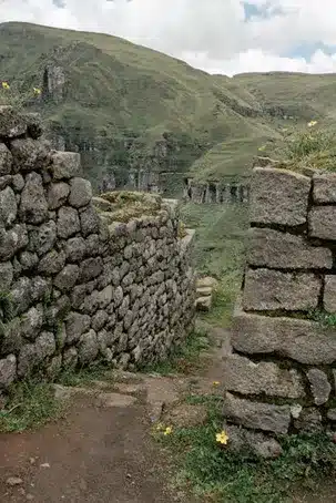 La importancia de la Praza da Quintana en la historia de Santiago de Compostela