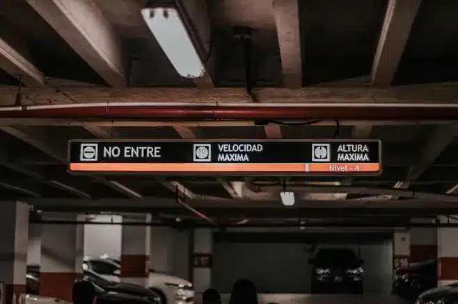 Opciones de estacionamiento cerca de Puerta del Sol