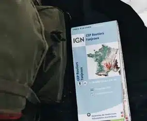 Instrucciones para el titular de la entrada en caso de no tener los datos de sus acompañantes