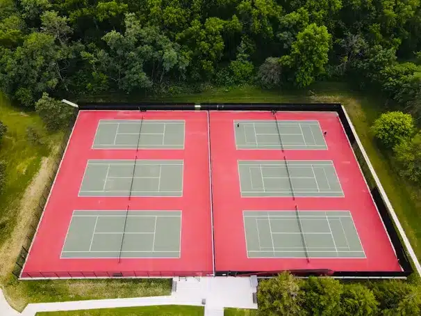 Servicios disponibles en las pistas de tenis
