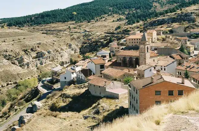 Sumérgete en la historia y cultura de Bouzas